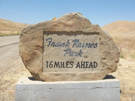 Kurz nach Patterson bogen wir in die Diabolo Range ab.