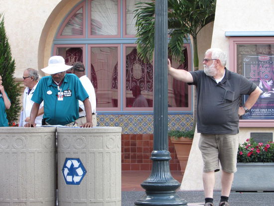 Wieder hat es mich erwischt. Ich muß immer die blöden Laternen halten