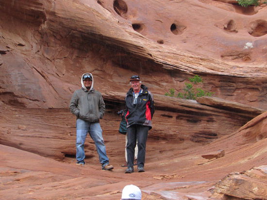 Hugo als Höhlenforscher