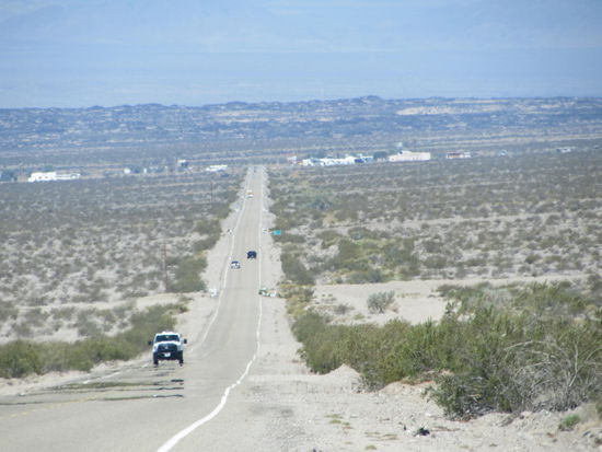 Endlich die 66er erreicht, Schluß mit glatter Fahrbahn, ab jetzt wird gerumpelt.