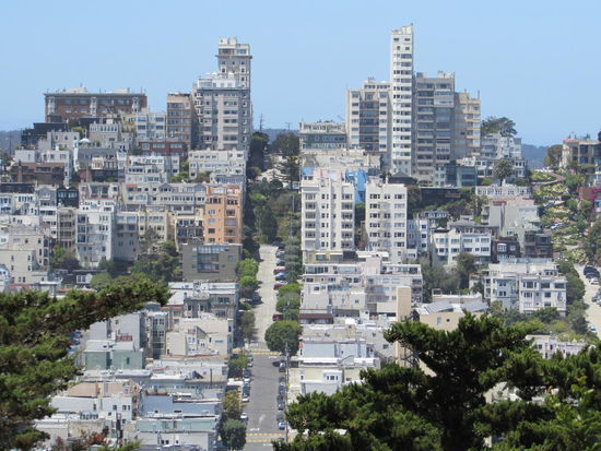 Die acht Spitzkehren der Lombard Street