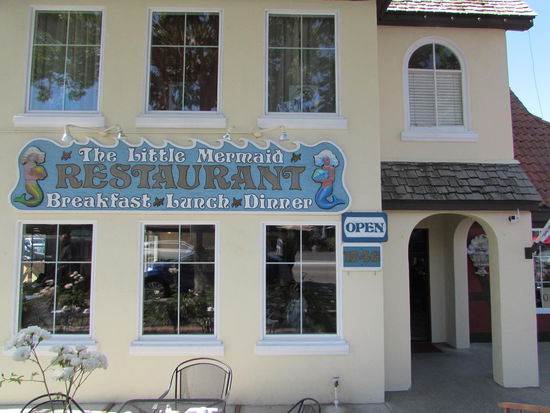 Dänisches Gasthaus mit Meerjungfrau