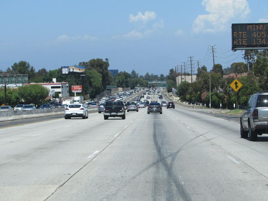 Der Highway kurz vor Los Angeles
