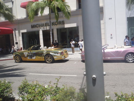 Nobelhobel auf dem Rodeo Drive