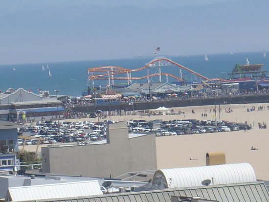 Santa Monika Pier - Freizeitzentrum am Strand