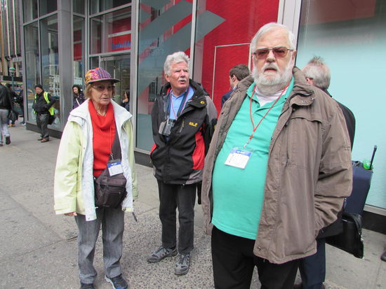 Wer sieht den Bus zuerst?