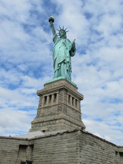 Zu Füssen der Freiheitsstatue