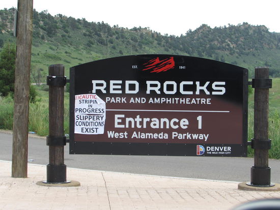 Einfahrt in den Red Rocks Park