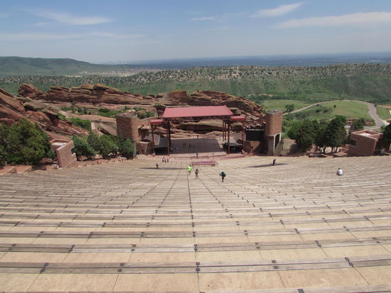 Freiluftbühne für große Veranstaltungen