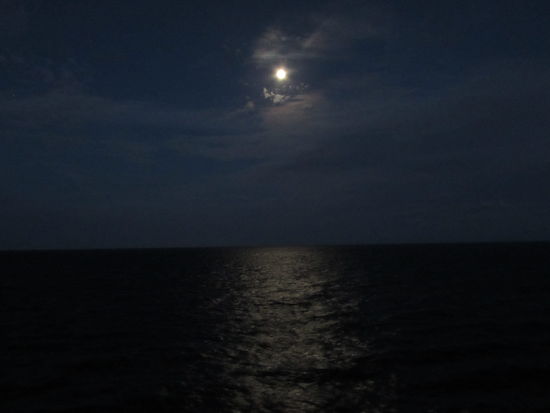 Vollmond auf hoher See