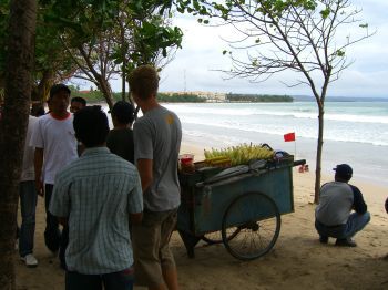 heute ist ein riesiger markt an der beach