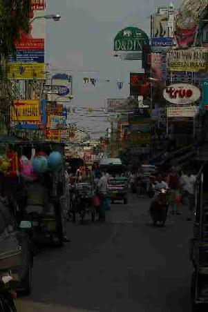 Die khao san road, party all day/night
