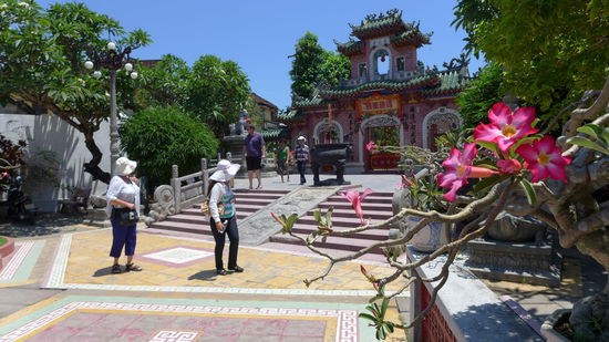 Hoi An hat natuerlich auch tolle Tempel und...