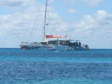 Die "Passions of Paradise"...ein sehr vertrauenswuerdiges Boot!!!