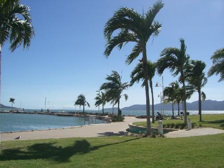 der Rockpool (Salzwasserpool) in Townsville