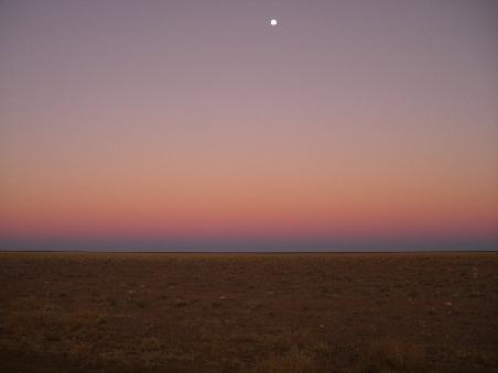 ein weiterer Sonnenaufgang im Outback
