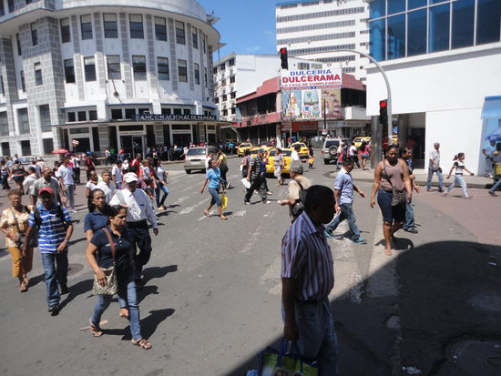 Das lebendige Zentrum hinter der Altstadt und dem Szeneviertel von Casco Viejo