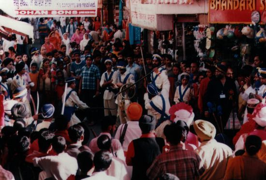 Säbeltanz beim "Trachtenumzug" (Okt. 2008)