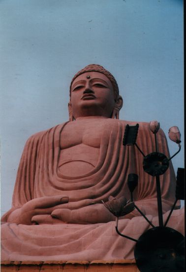Daibutsu, der große Buddha nach japanischem Muster.
