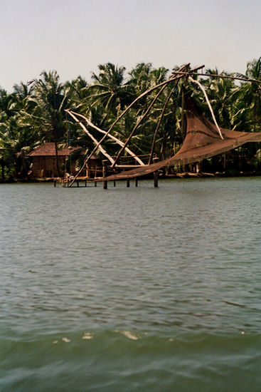 Die typischen Netze in den Backwaters von Kerala.