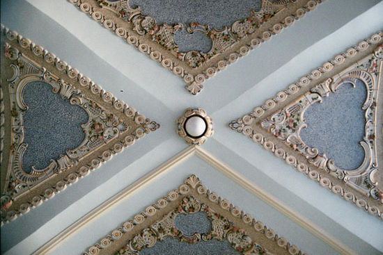 Deckendetail der "Piazza."