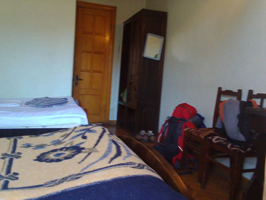 Zimmer im Hotel Zugdidi (vor Ort gibt es nur ein weiteres Hotel und ein angeblich unterdurchschnittliches Hostel ams Stadtrand).