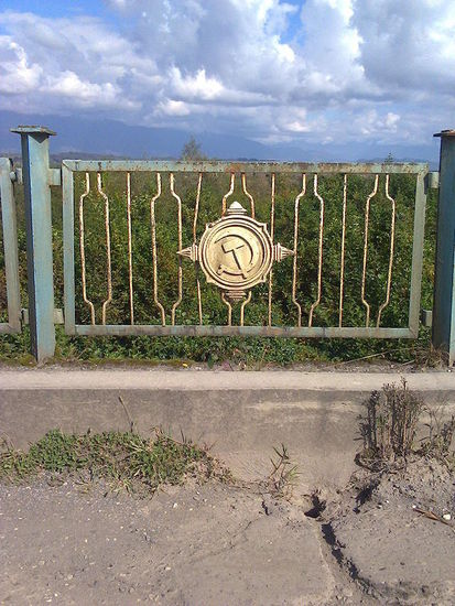 Hier ist schon länger nichts mehr repariert worden.