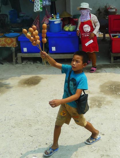 ....hartgekochte Eier am Spiess.....