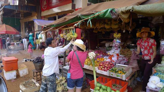 Immerhin gab es hier preisgünstiges Obst in grosser Auswahl und die Freundlichkeit der Leute ist wie überall bemerkenswert