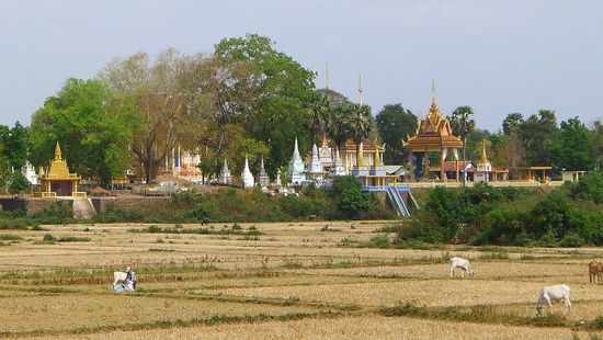 Immer wieder schön anzuschauen die vielen Tempel an denen man vorbeiradelt