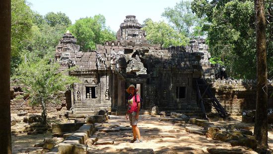 Im Prah Khan Tempel. Sehr schön im Dschungel gelegen, hier waren kaum andere Besucher, ein weiterer grosser Tempelbezirk mit unzähligen Fotomotiven
