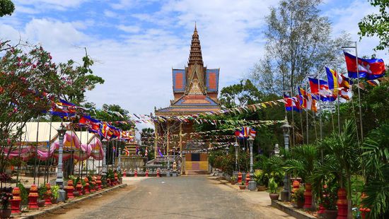 Der örtliche Tempel, geschmückt für das Neujahrsfest