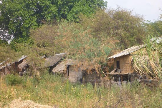 Abseits der Hauptstrasse findet man das normale Dorfleben
