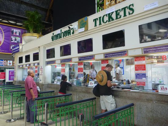 Der Hauptbahnhof von Bangkok, Ticket-Kauf nach Hua Hin