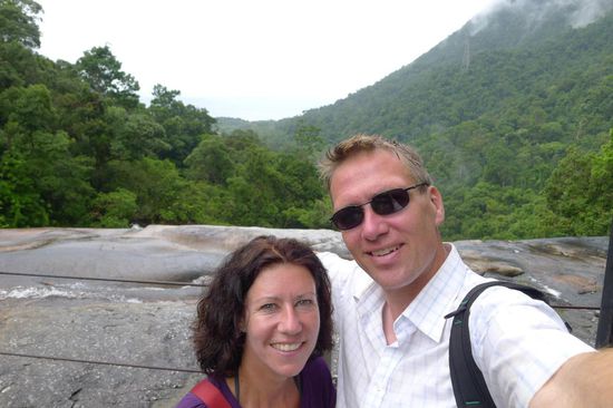 Auf der obersten Wasserfallstufe, kurz vor der ersten Regenpause