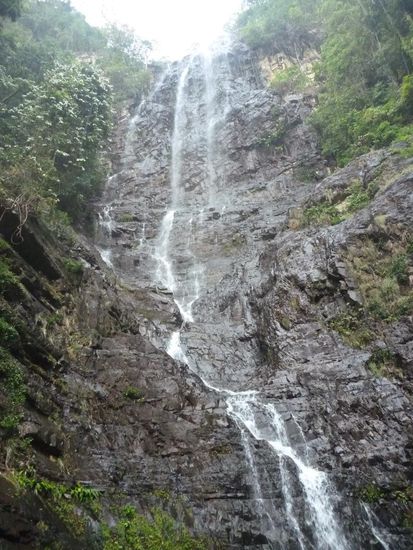 Den Temurun Wasserfall ( wohl Inselhöchster)konnten wir noch bewundern