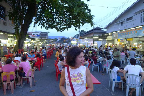 Den grossen Essensmarkt haben wir leider am ersten Tag zu spät entdeckt