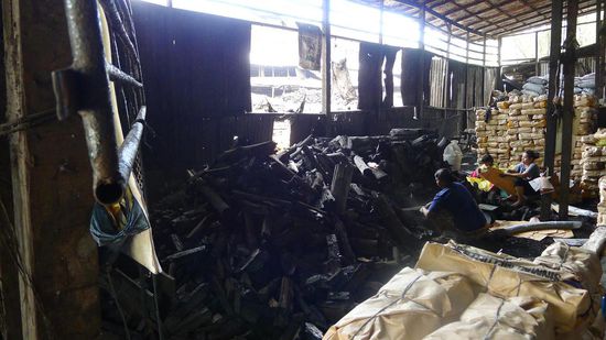 Das fertige Produkt wird in Säcke verpackt