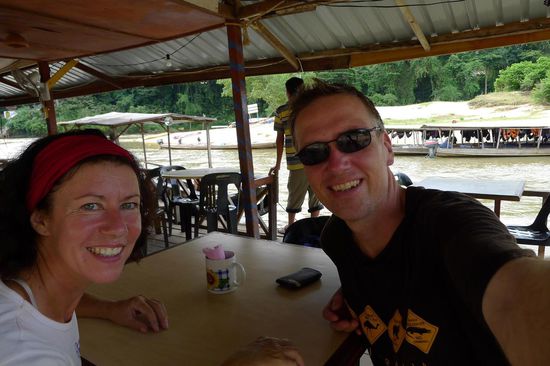 Dafür konnte man abends auf den Restaurant-Hausbooten entspannen und den Flüssigkeitshaushalt wieder ausgleichen