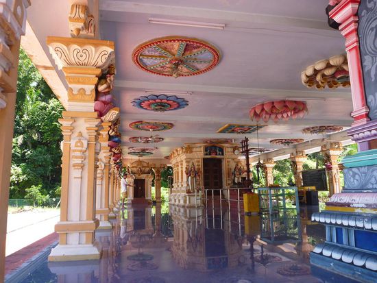 Innen wie es sich gehört bunt dekoriert