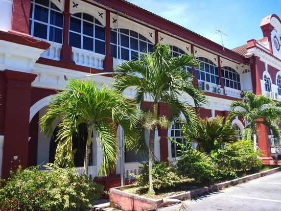 Eines von den vielen historischen Gebäuden, heute sind hier Gemeindeämter untergebracht