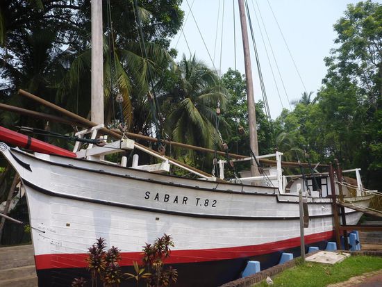 Eines von den ausgestellten historischen Schiffen