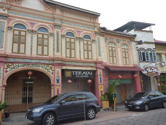 Uns gefallen einfach diese schönen alten Häuser im Kolonialstil, in diesem Fall aufwendig restauriert