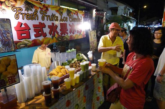 ...frisch gepresst zu unvergleichlich gutem Saft