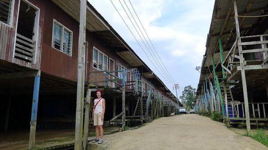 Kein Museumsdorf, hier wohnten richtige Leute in richtigen Langhäusern, die natürlich auch schon modernen Komfort boten
