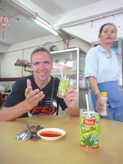 Heisser Tee einmal anders : in Dosen und einfach nicht gekühlt, dazu kann man auch heiss sagen