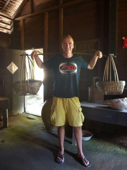 Im chinesischen Bauernhaus konnten wir uns mit den Arbeitsmaterialien der Landbevölkerung vertraut machen