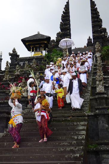 Es nahmen unglaublich viele Leute an den Prozessionen teil