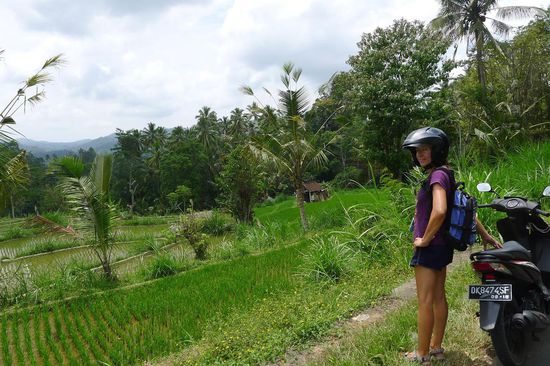Kleines Päuschen am Strassenrand, die neuen Helme wurden nicht mehr abgenommen !