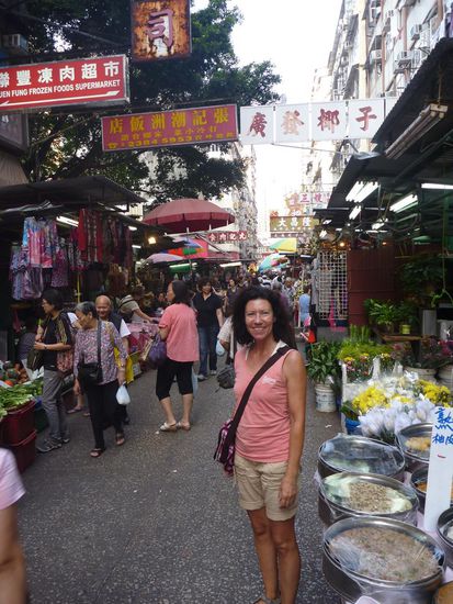 Ein kleiner Markt auf Hong Kong Island.